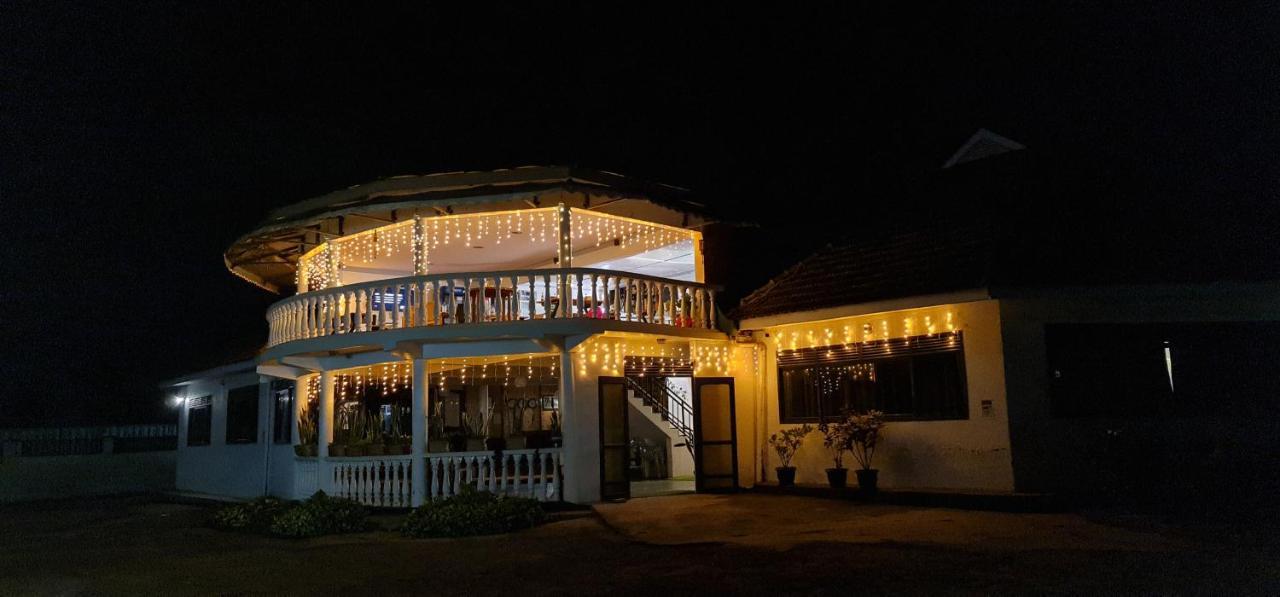 Northern Pearl Gulu Exterior foto